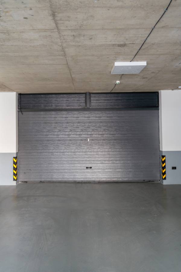 v-roll-studio-06707 Garazna vrata 12