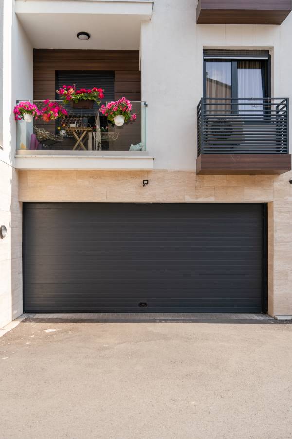 v-roll-studio-06714 Garazna vrata 8